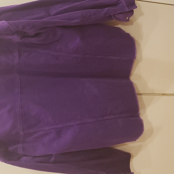 Casual top - Picture 3 of 4